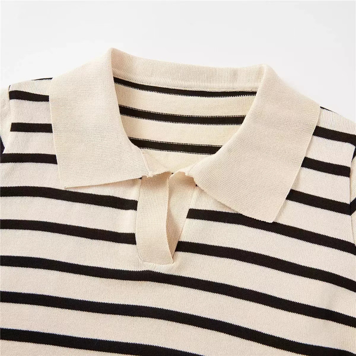 OEM 공장 사용자 정의 여름 디자이너 스트라이프 숙녀 니트 니트 셔츠 탑 스웨터 카디건 여성을위한