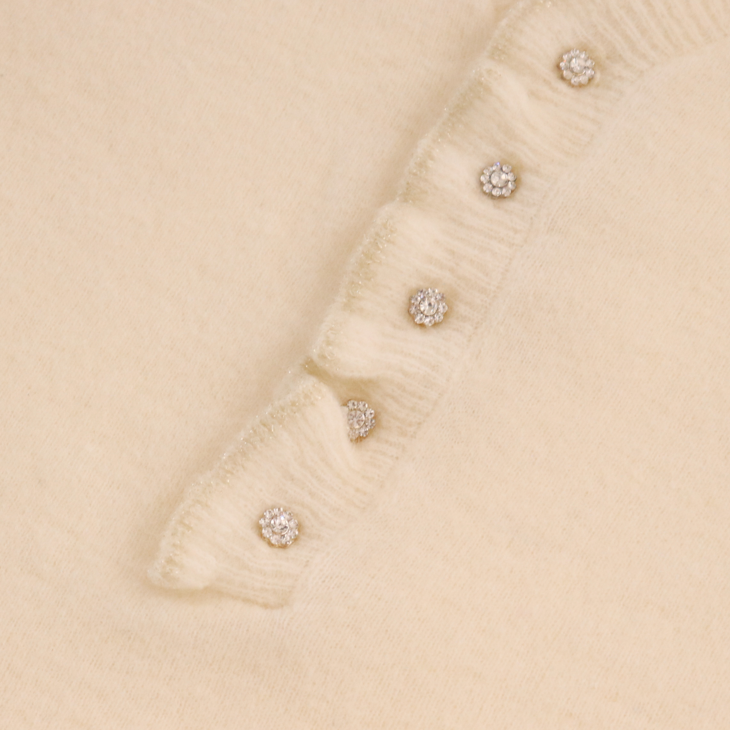 가을 겨울 OEM 공장 주문 긴 소매 단추 주름 장식 여성 풀오버 니트 스웨터