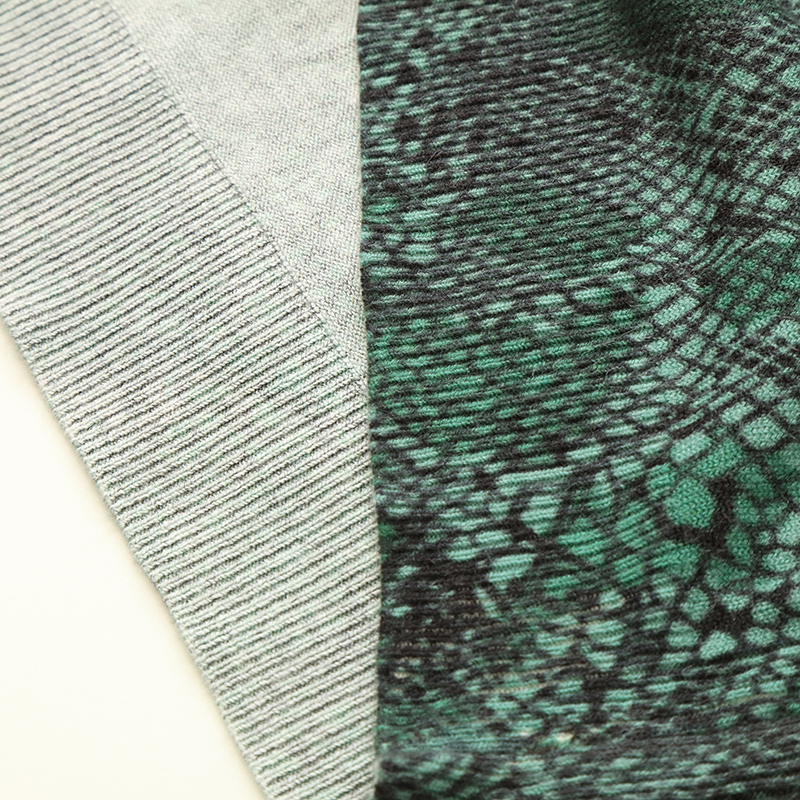 사용자 정의 Facory 고품질 인쇄 여성 풀오버 자카드 니트 스웨터