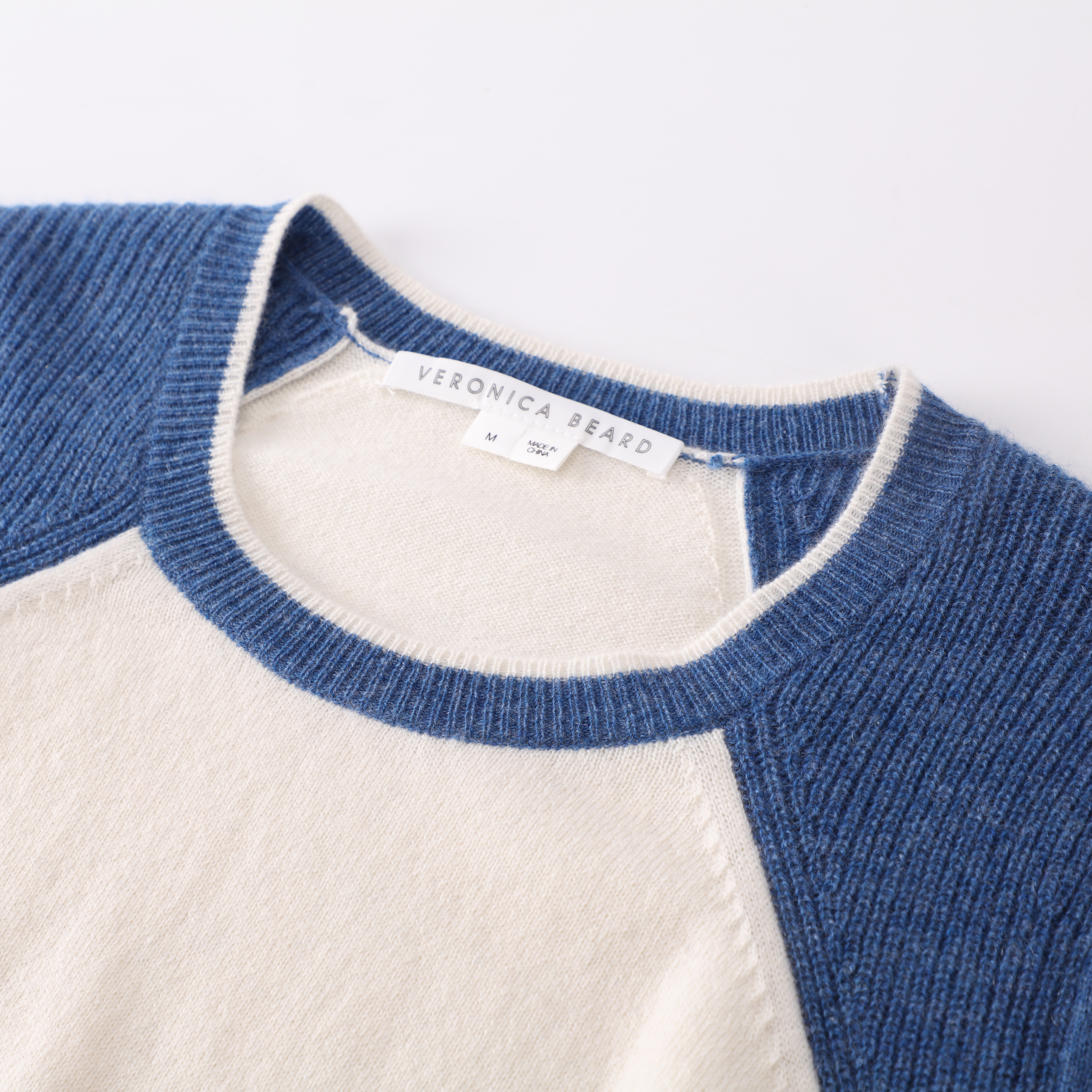 가을 겨울 OEM 공장 사용자 정의 색상 매칭 긴 소매 오-넥 여성 숙녀 풀오버 니트 스웨터