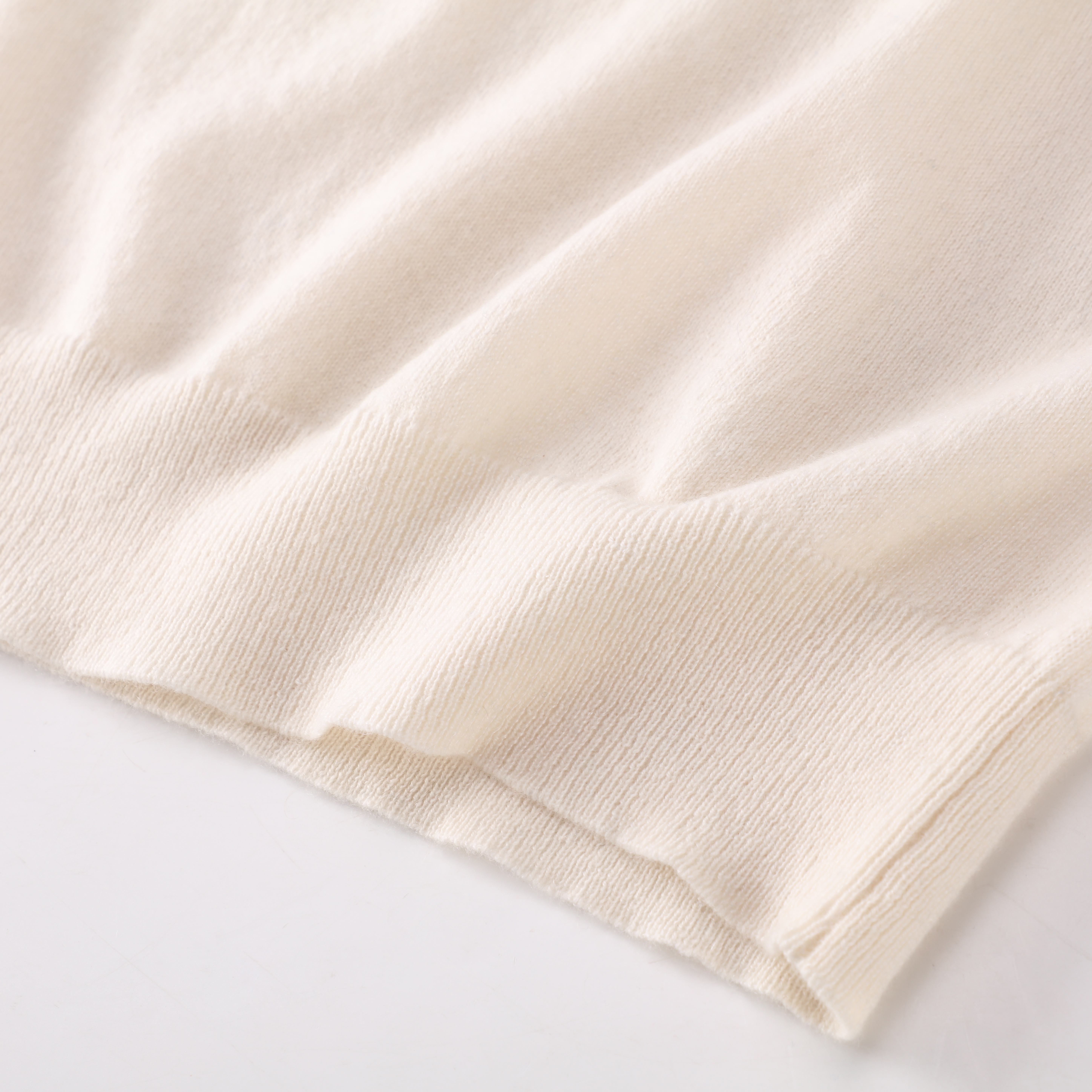 가을 겨울 OEM 공장 사용자 정의 색상 매칭 긴 소매 오-넥 여성 숙녀 풀오버 니트 스웨터