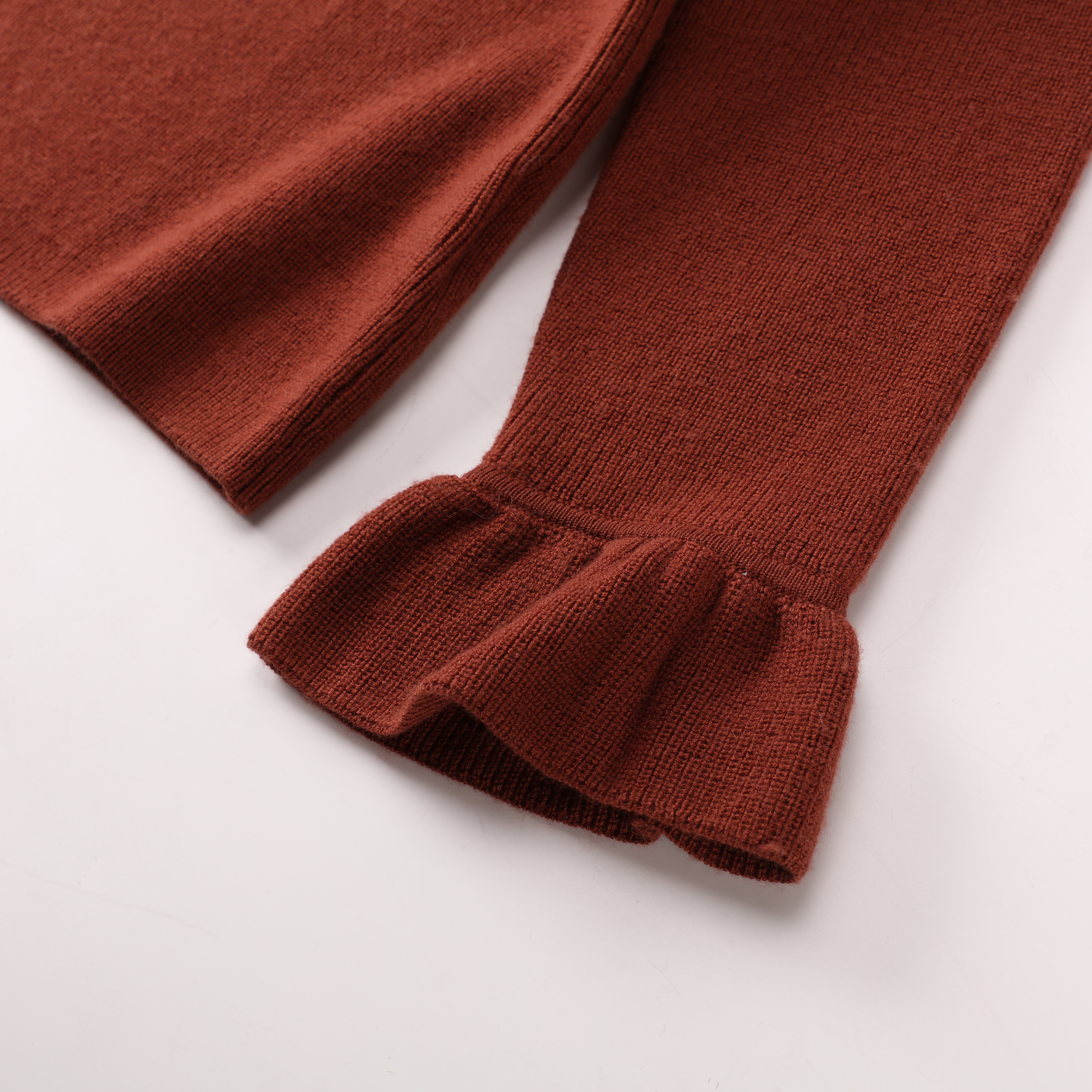 겨울 OEM 주문 빨간 주름 소매 v-목 여자 숙녀 스웨터 니트 스웨터