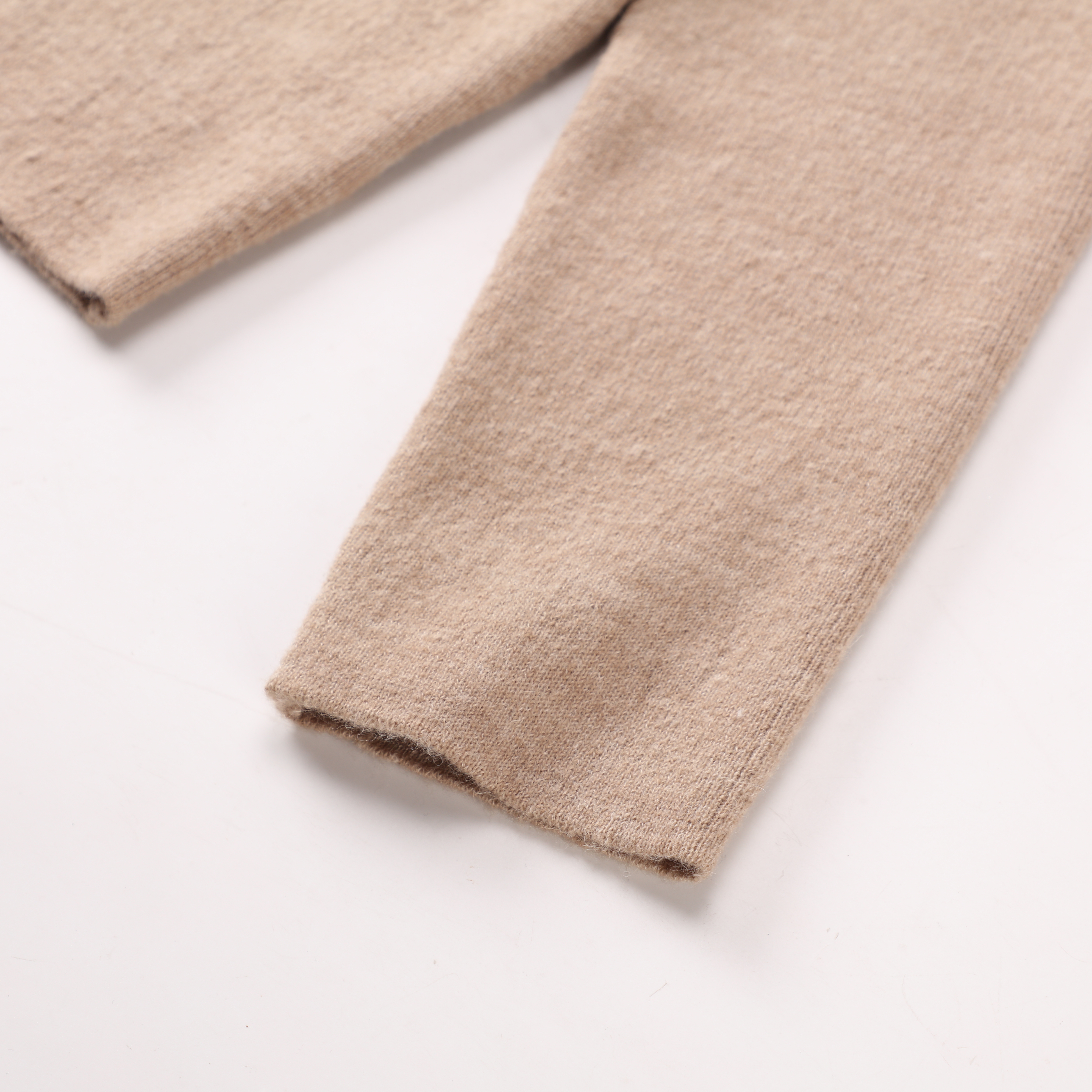 가을 겨울 OEM 공장 사용자 정의 긴팔 터틀넥 중공 여성 숙녀 풀오버 니트 스웨터